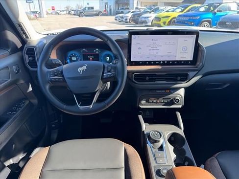 New 2025 Ford Bronco Sport Outer Banks image 12