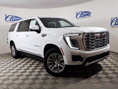 New 2026 GMC Yukon XL Denali w/ Sun & Power Step Package