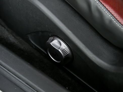 Used 2015 Nissan GT-R Black Edition image 26