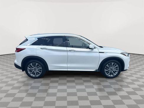 Certified 2025 INFINITI QX50 Luxe AWD/4WD image 5