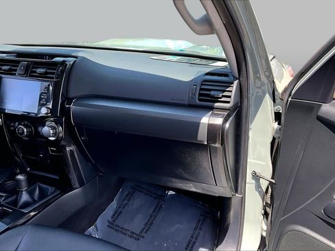 Certified 2023 Toyota 4Runner TRD Off-Road Premium w/ Moonroof Package AWD/4WD image 18