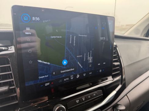 Used 2024 Ford Transit 350 XLT image 24