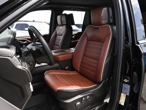 Used 2024 GMC Yukon Denali Ultimate AWD/4WD image 18
