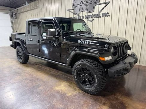 Used 2022 Jeep Gladiator Sport AWD/4WD image 6
