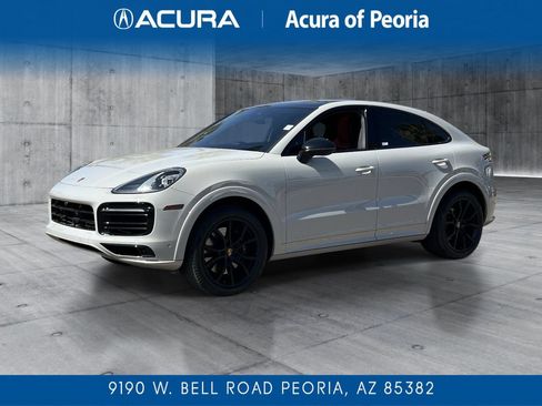 Used 2022 Porsche Cayenne S AWD/4WD image 1