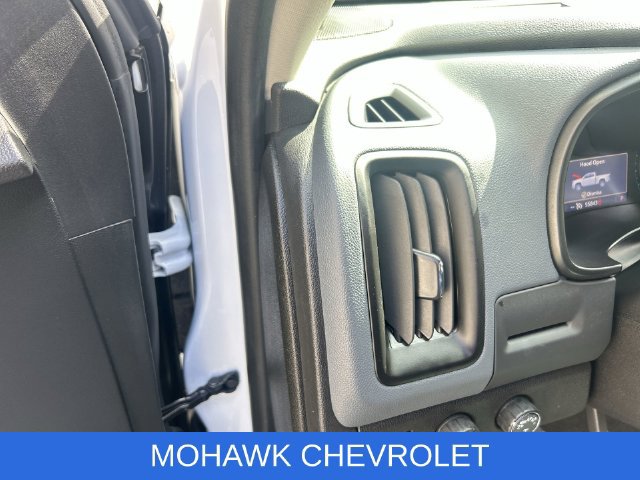 Used 2022 Chevrolet Colorado Z71 AWD/4WD image 10
