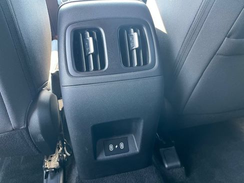 Used 2025 Hyundai Tucson SEL FWD image 20