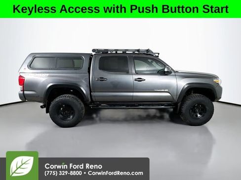 Used 2016 Toyota Tacoma TRD Off-Road w/ Premium & Technology Package AWD/4WD image 8