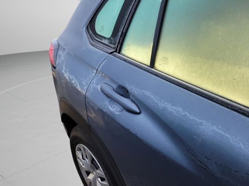 Certified 2024 Toyota Corolla Cross L image 20