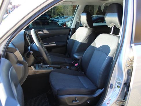 Used 2012 Subaru Forester 2.5X Premium w/ All-Weather Pkg image 24