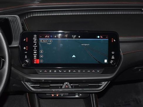 Used 2025 Dodge Charger R/T w/ Quick Order Package 25M R/T image 14