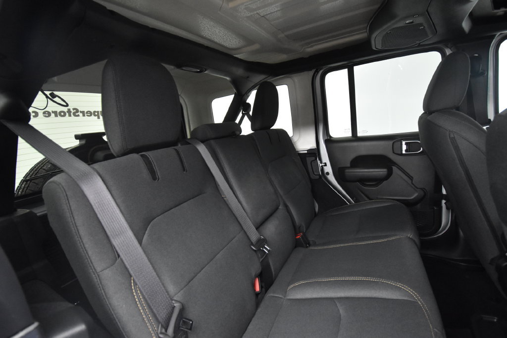 Certified 2024 Jeep Wrangler Unlimited w/ Convenience Group AWD/4WD image 20