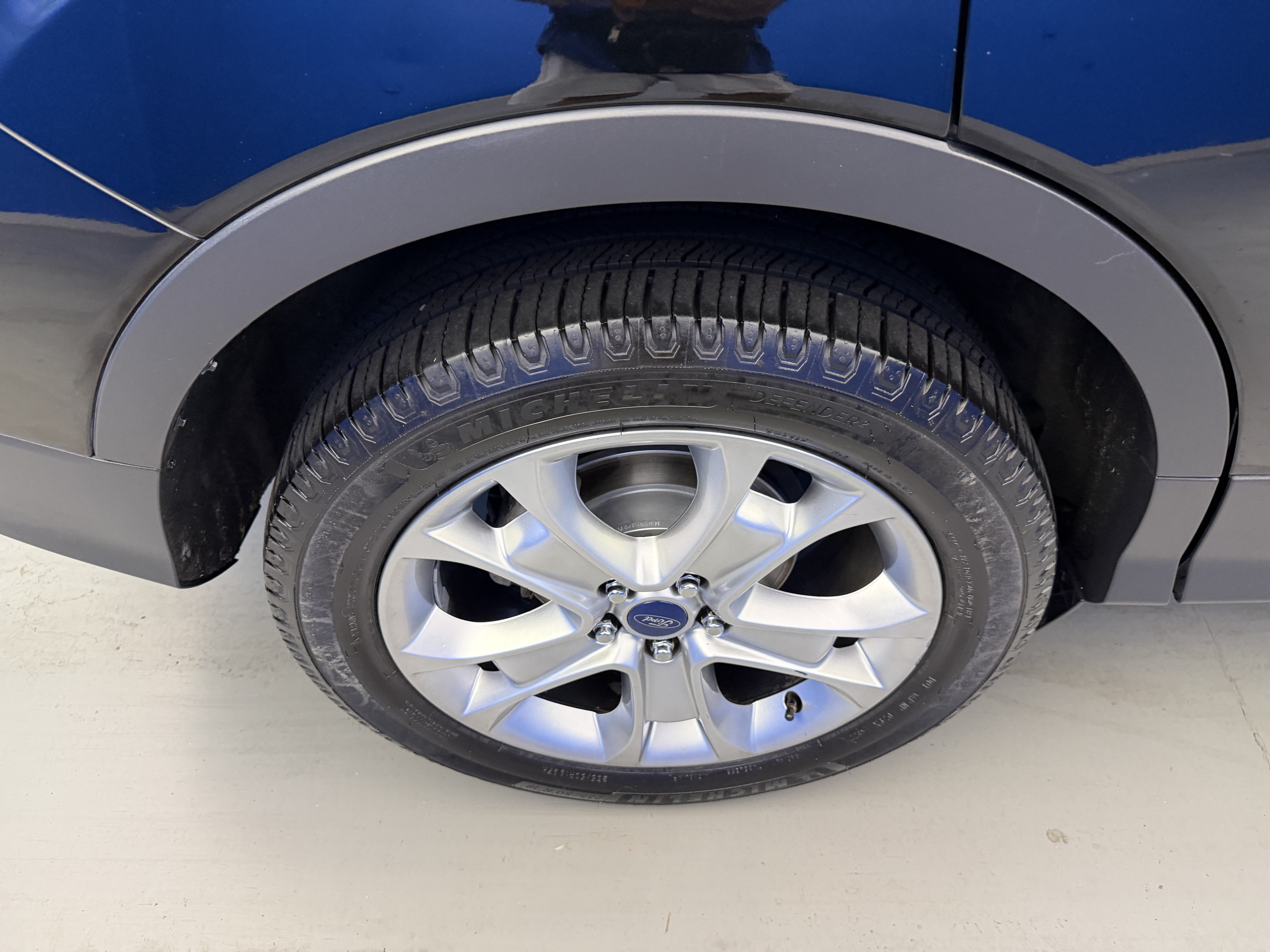 Used 2016 Ford Escape Titanium FWD image 8