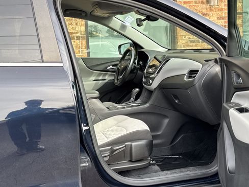 Used 2021 Chevrolet Equinox LT AWD/4WD image 13