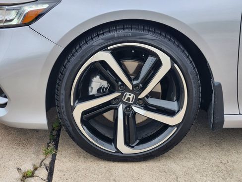 Used 2020 Honda Accord Sport image 11