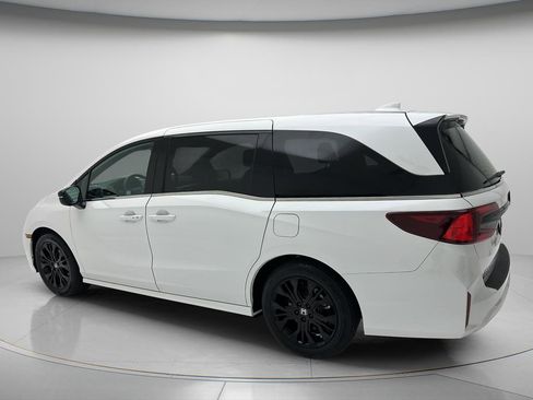Used 2025 Honda Odyssey Sport-L image 7