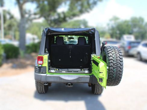 Used 2013 Jeep Wrangler Sport AWD/4WD image 9