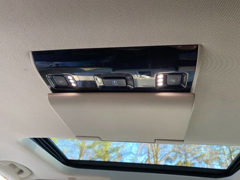 Used 2015 GMC Yukon XL Denali w/ Touring Package image 53