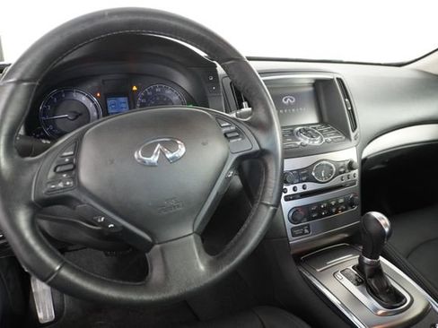 Used 2013 INFINITI G37 Journey image 27