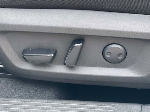 New 2026 Nissan Rogue SV AWD/4WD image 21