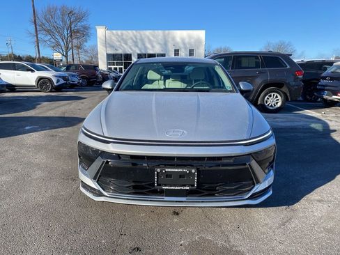 Used 2024 Hyundai Sonata SEL image 3