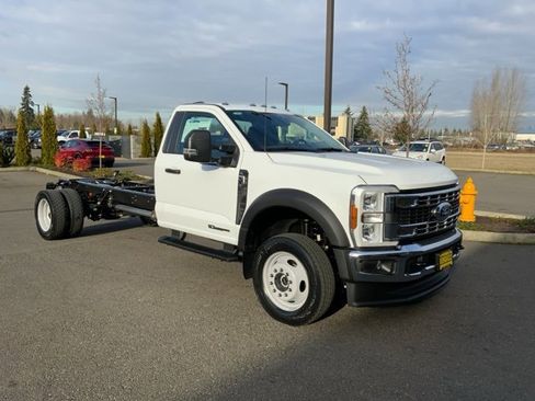 Used 2024 Ford F450 XL image 3