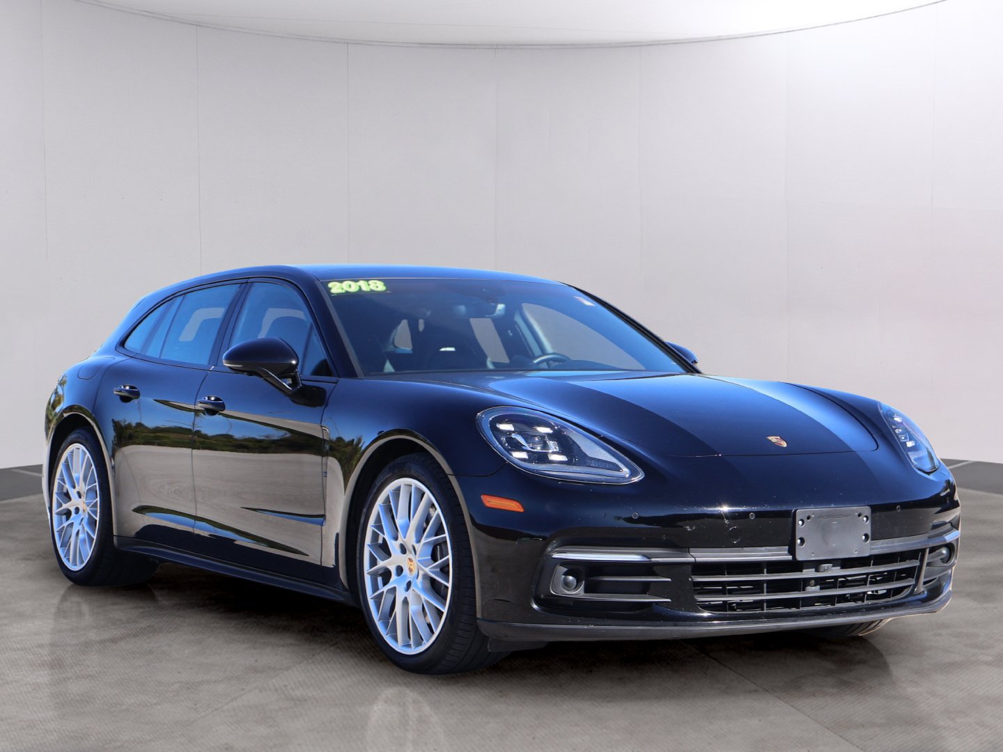 Used 2018 Porsche Panamera 4 AWD/4WD image 11