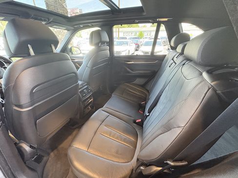 Used 2016 BMW X5 xDrive50i AWD/4WD image 25
