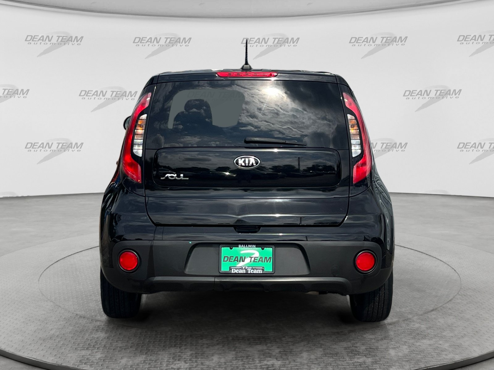 Used 2018 Kia Soul FWD image 6