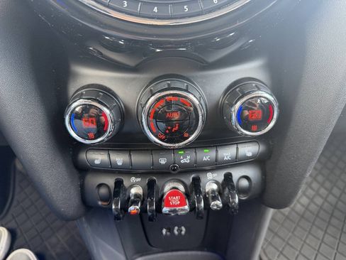 Used 2015 MINI Cooper 2-Door Hardtop FWD image 22