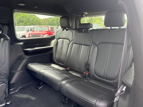 New 2026 Jeep Grand Wagoneer 4WD image 22