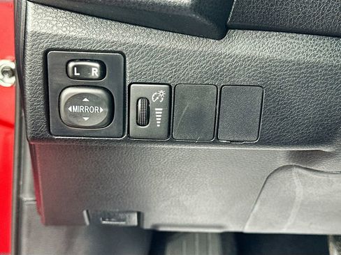 Used 2014 Toyota Corolla S FWD image 10