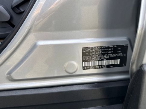 Used 2024 Toyota RAV4 LE AWD/4WD image 30
