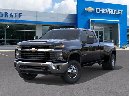 New 2026 Chevrolet Silverado 3500 LT w/ All Star Edition image 6