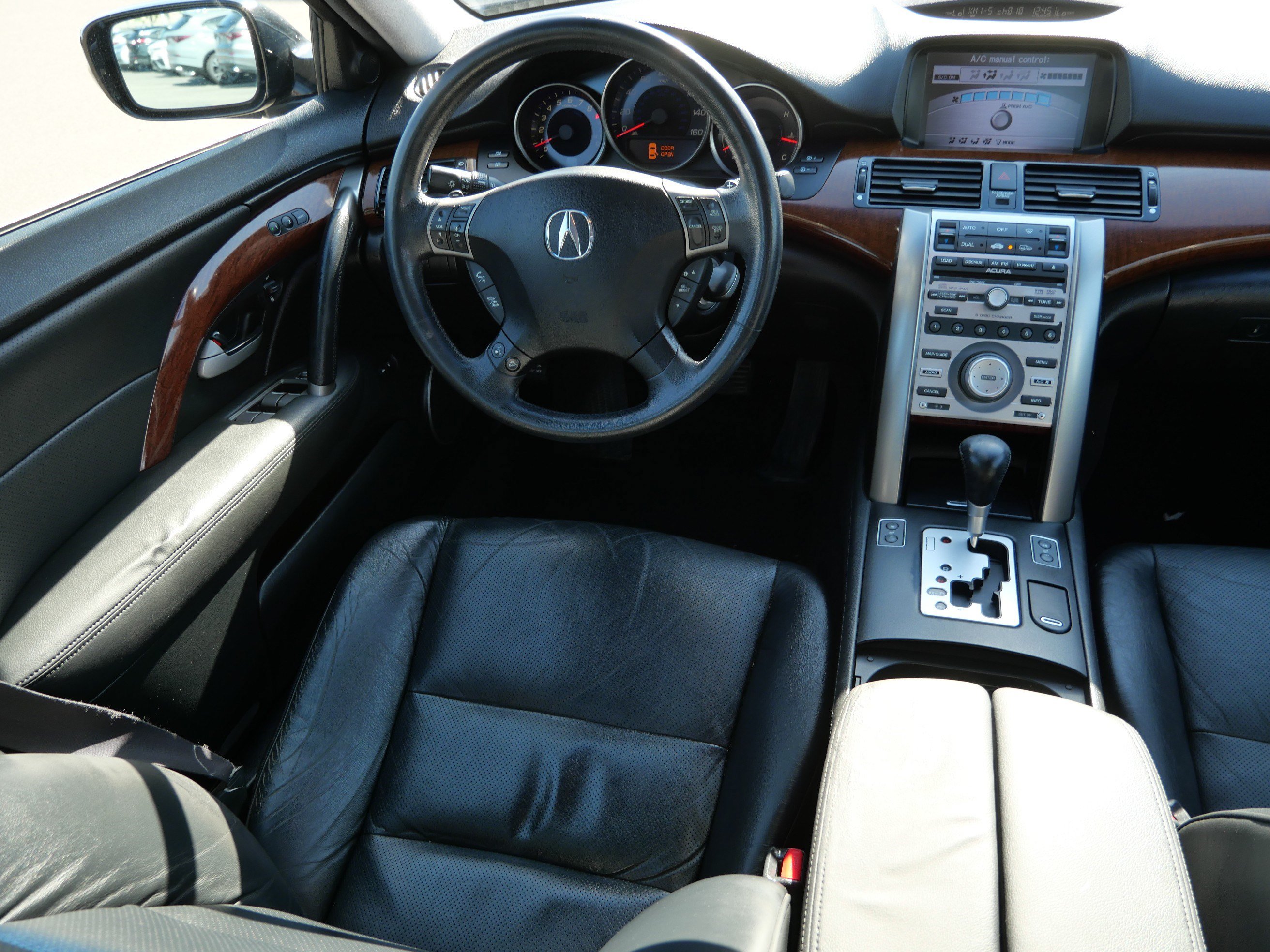 Used 2007 Acura RL w/ Technology Package AWD/4WD image 9