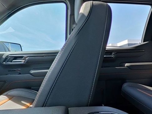 Used 2024 GMC Sierra 1500 AT4 w/ AT4 Premium Package image 26