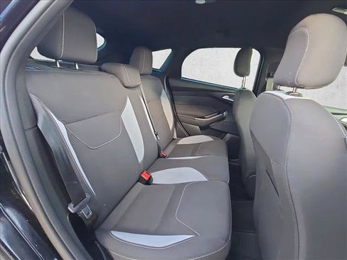 Used 2018 Ford Focus ST FWD image 17