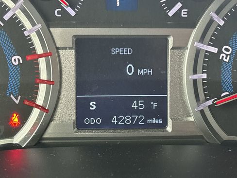 Used 2018 Toyota 4Runner SR5 Premium image 14