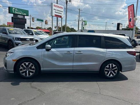 Used 2025 Honda Odyssey EX-L image 7