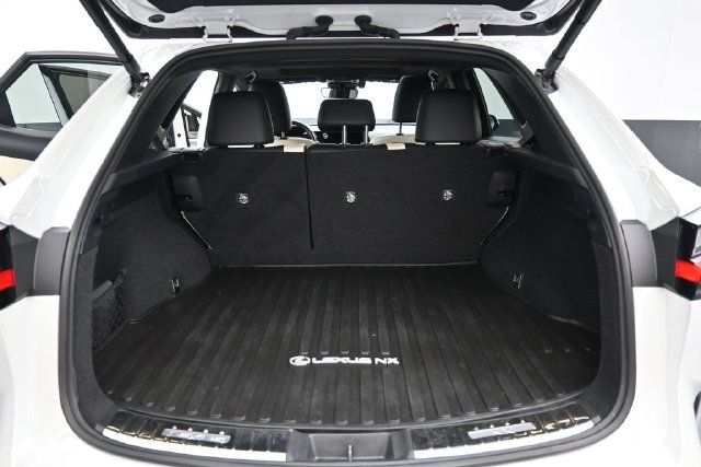 Used 2024 Lexus NX 250 FWD w/ Towing Package (2000 Lbs) image 23