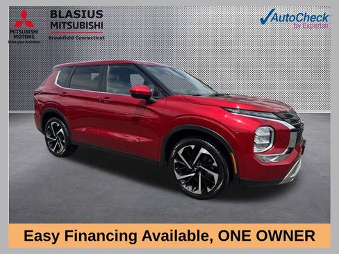 Used 2024 Mitsubishi Outlander SE AWD/4WD image 1