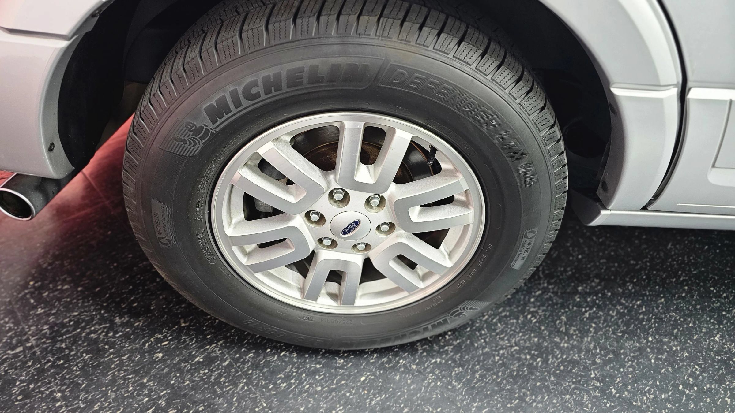 Used 2014 Ford Expedition Limited w/ Equipment Group 301A RWD image 4