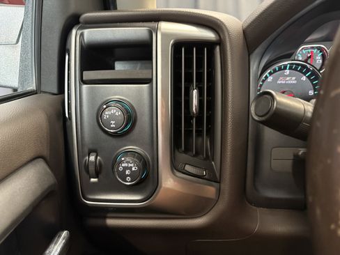 Used 2017 Chevrolet Silverado 1500 LT w/ All Star Edition AWD/4WD image 24