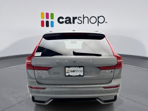 Used 2024 Volvo XC60 B5 Core w/ Climate Package AWD/4WD image 4