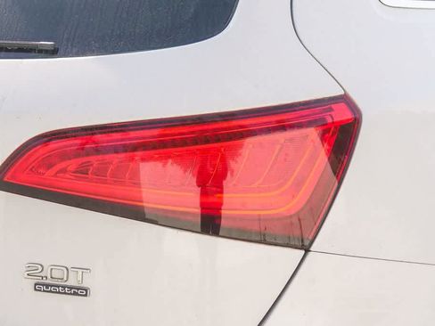 Used 2016 Audi Q5 2.0T Premium Plus w/ Technology Package image 11