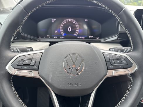 Certified 2025 Volkswagen Taos S FWD image 10