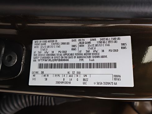 Used 2024 Ford F150 Raptor w/ Equipment Group 803A Raptor R AWD/4WD image 27