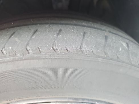 Used 2014 Toyota Camry LE image 19