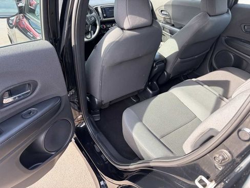 Used 2019 Honda HR-V Sport image 19