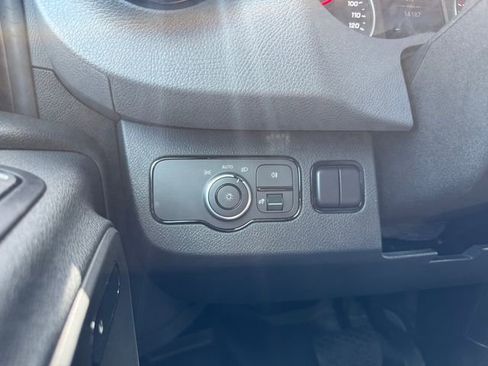 Used 2024 Mercedes-Benz Sprinter 2500 image 39